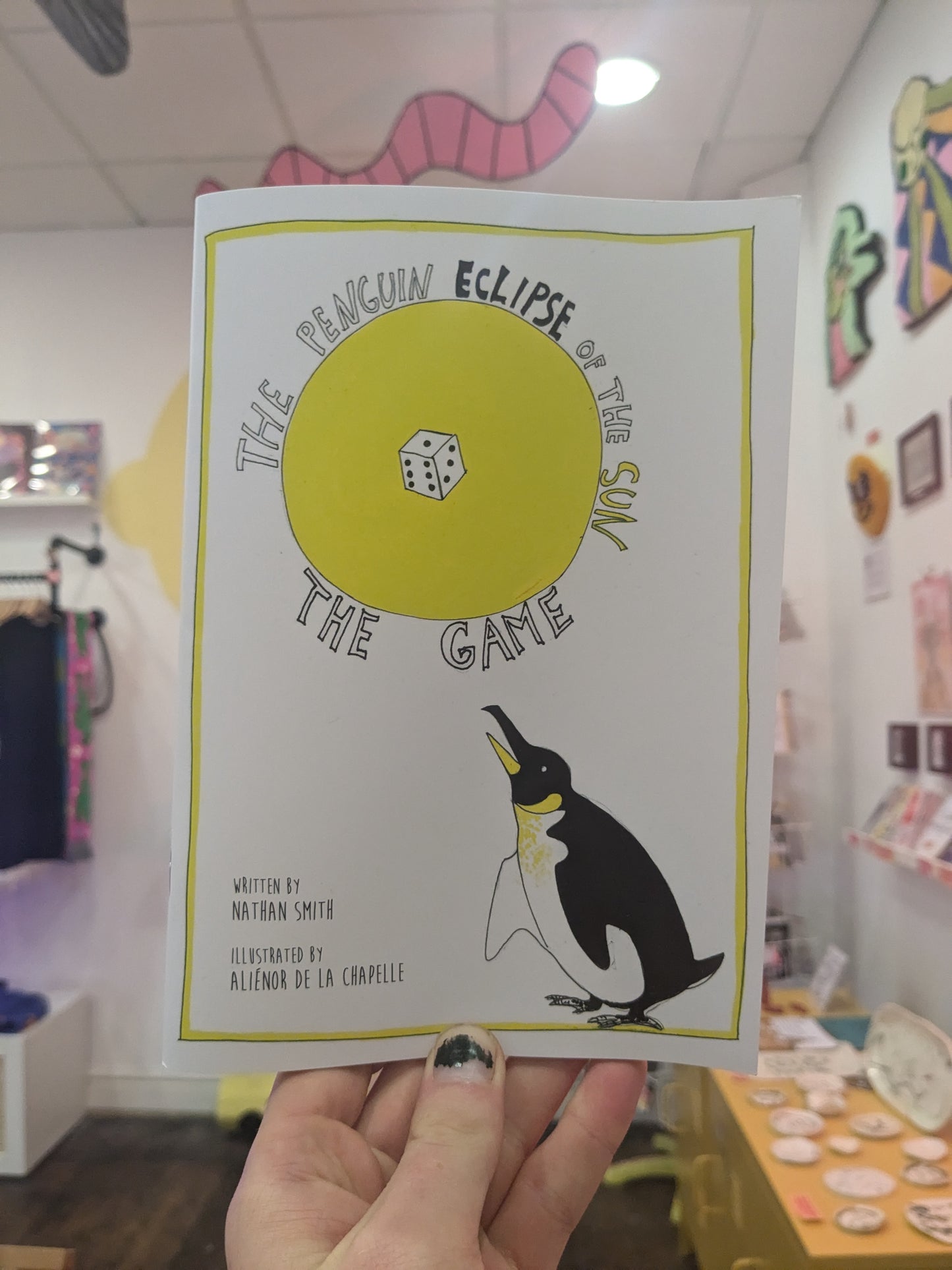 Immeuble Press- The Penguin Eclipse of the Sun: the Game!